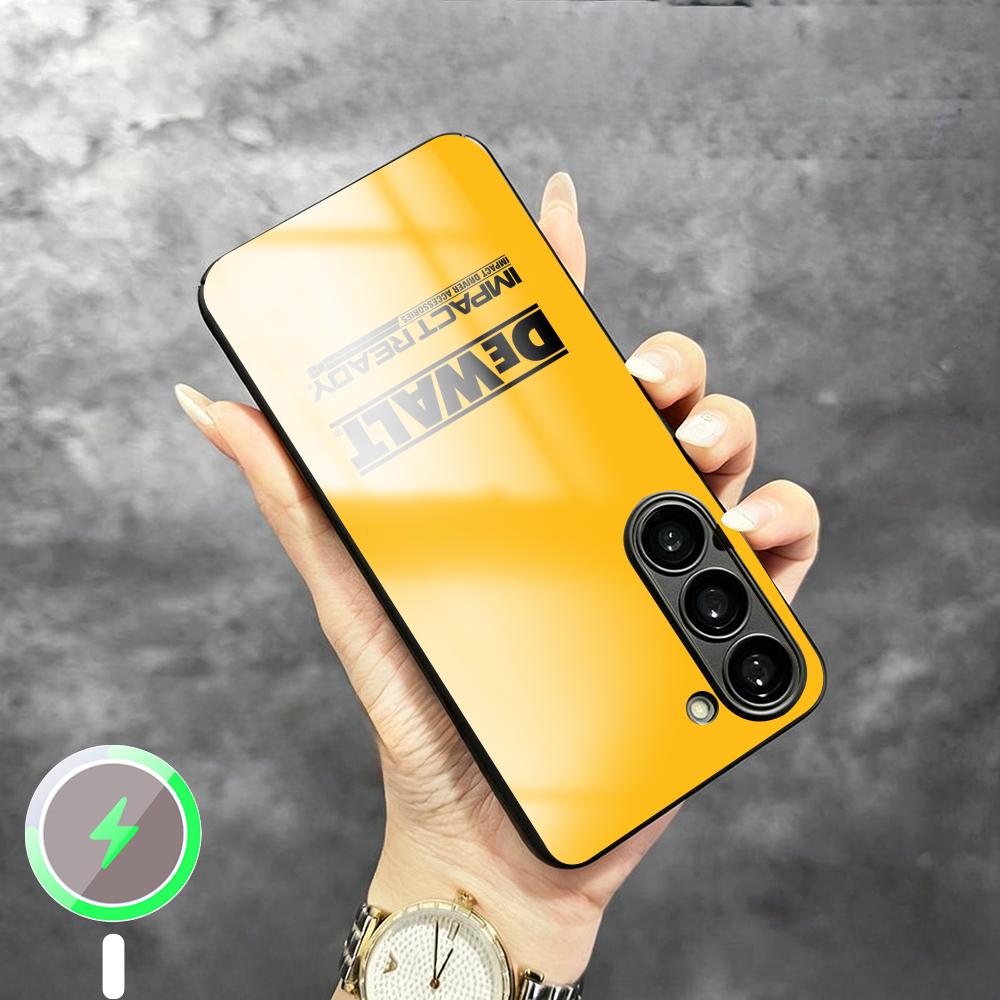 Modne etui na telefon z design – Glass Bed recenzja i cena