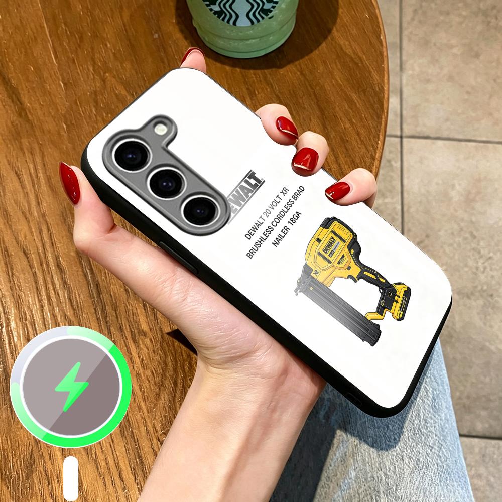 Modne etui na telefon z design – Glass Bed recenzja i cena